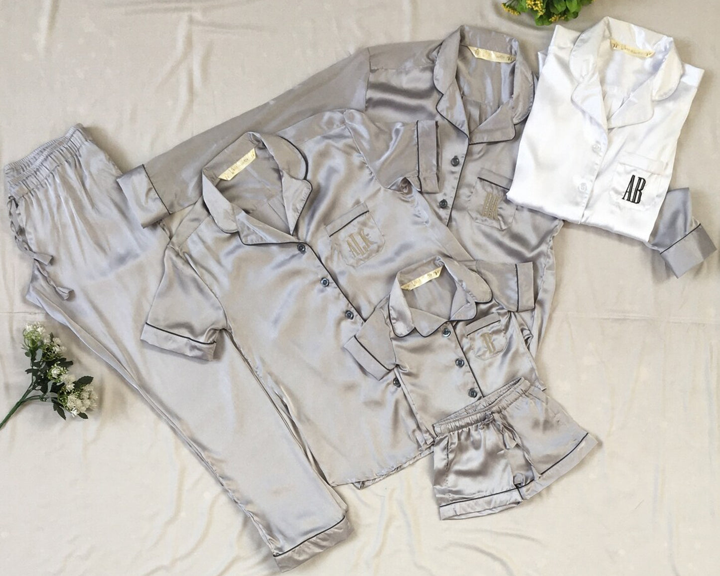 Bridesmaid Full Slevee Pajama Set